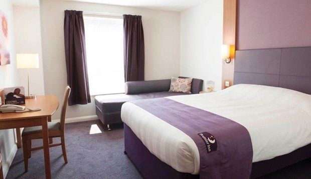 Premier Inn Pontypool Dış mekan fotoğraf